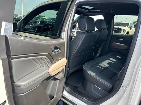 New 2026 GMC Canyon Denali AWD/4WD image 34