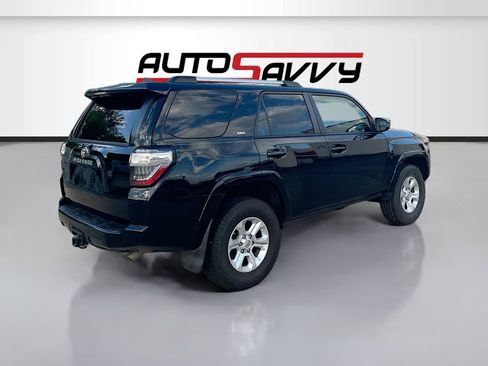 Used 2021 Toyota 4Runner SR5 AWD/4WD image 7