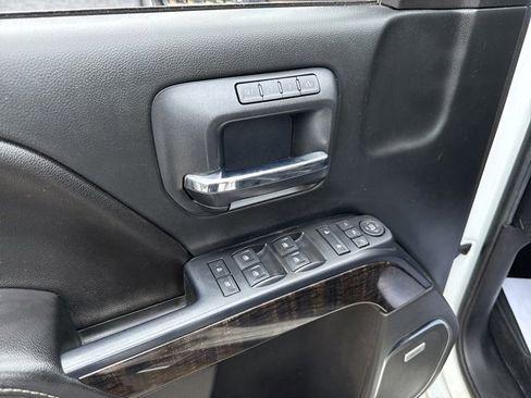 Used 2016 GMC Sierra 2500 Denali w/ Suspension Package, Off-Road image 26