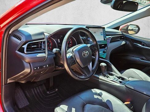 Used 2022 Toyota Camry XSE w/ Carpet Mat Package (TMS) FWD image 10
