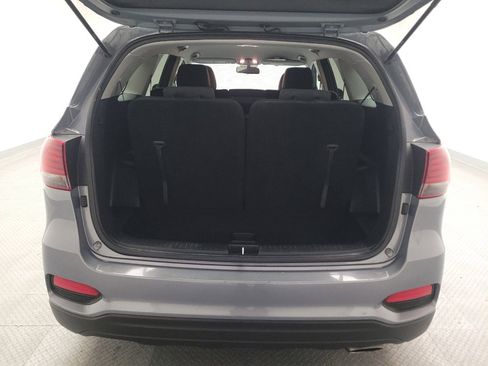 Used 2020 Kia Sorento LX FWD image 29
