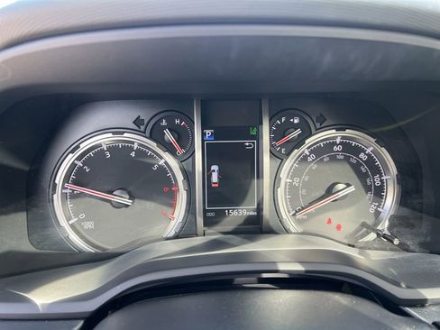 Used 2024 Toyota 4Runner TRD Off-Road Premium w/ Moonroof Package image 36