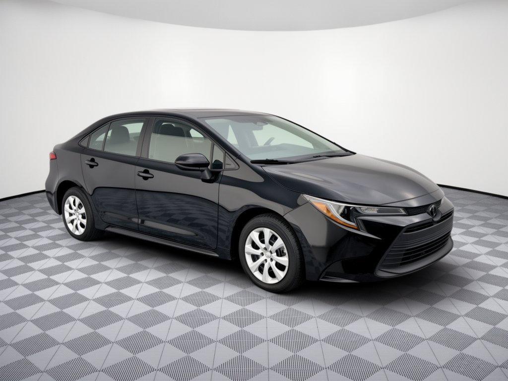 Used 2025 Toyota Corolla LE FWD image 7