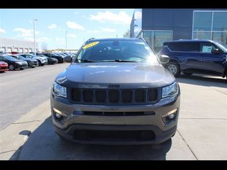 Used 2019 Jeep Compass Latitude FWD video 2