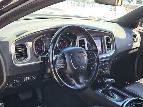 Used 2021 Dodge Charger SXT w/ Leather Interior Group RWD image 10