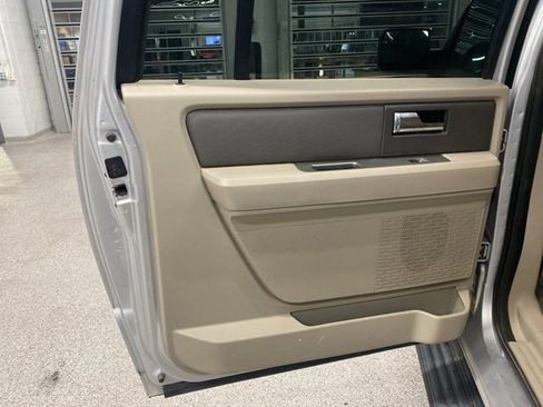Used 2014 Ford Expedition EL XL image 30