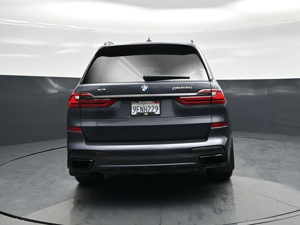 Used 2020 BMW X7 M50i w/ Dynamic Handling Package AWD/4WD image 28