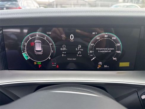New 2026 Volkswagen Tiguan SE FWD image 17