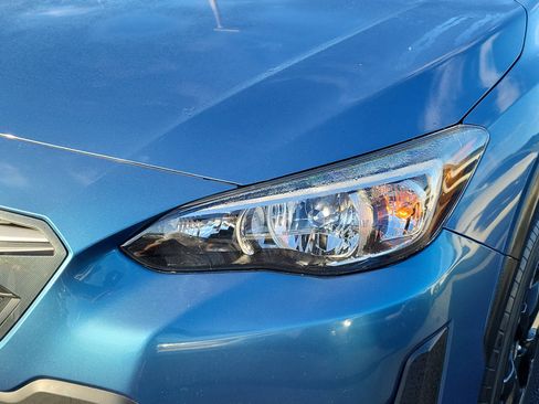 Used 2022 Subaru Crosstrek 2.0i image 9