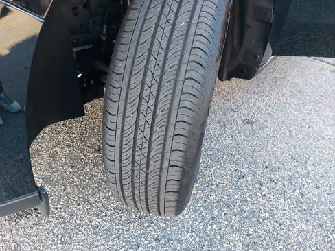 Used 2025 Ford Maverick XLT w/ Equipment Group 302A image 35