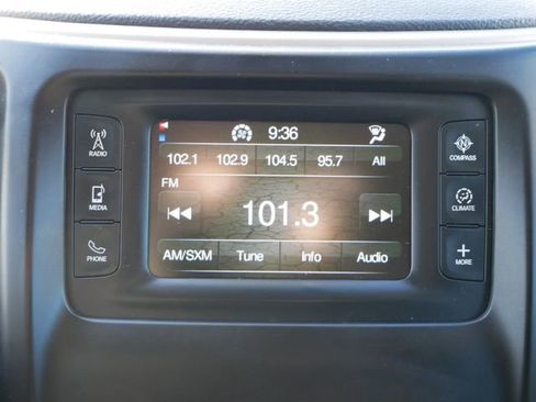 Used 2016 Jeep Cherokee Latitude image 14