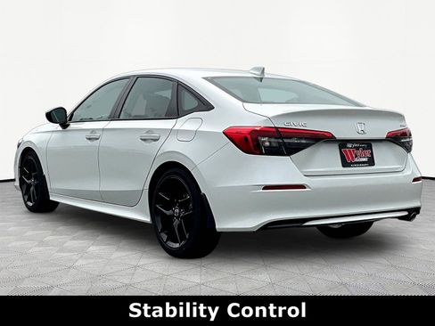Used 2023 Honda Civic Sport image 4