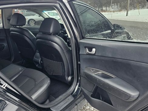 Used 2019 Kia Optima S w/ S Panoramic Sunroof Package image 9