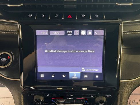 Used 2023 Jeep Grand Cherokee Altitude AWD/4WD image 19