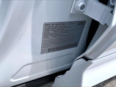 New 2026 Audi Q3 quattro 2.0T AWD/4WD image 35