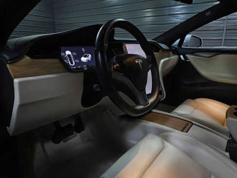 Used 2019 Tesla Model S Long Range image 10