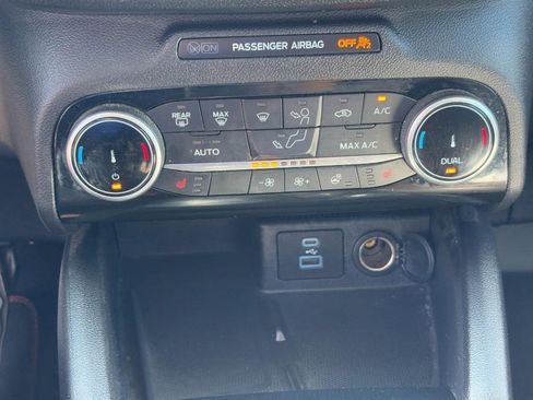 Used 2022 Ford Escape SEL w/ SEL Stealth AWD Package image 23