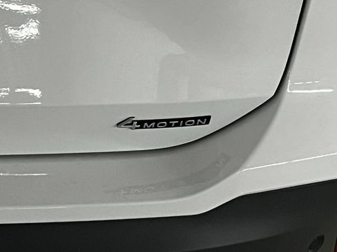 New 2026 Volkswagen Tiguan SE AWD/4WD image 34
