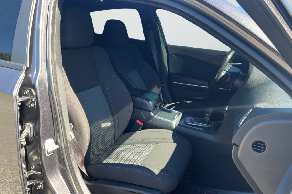 Used 2023 Dodge Charger SXT RWD image 19