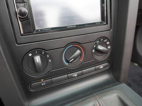 Used 2008 Ford Mustang Shelby GT500 RWD image 33