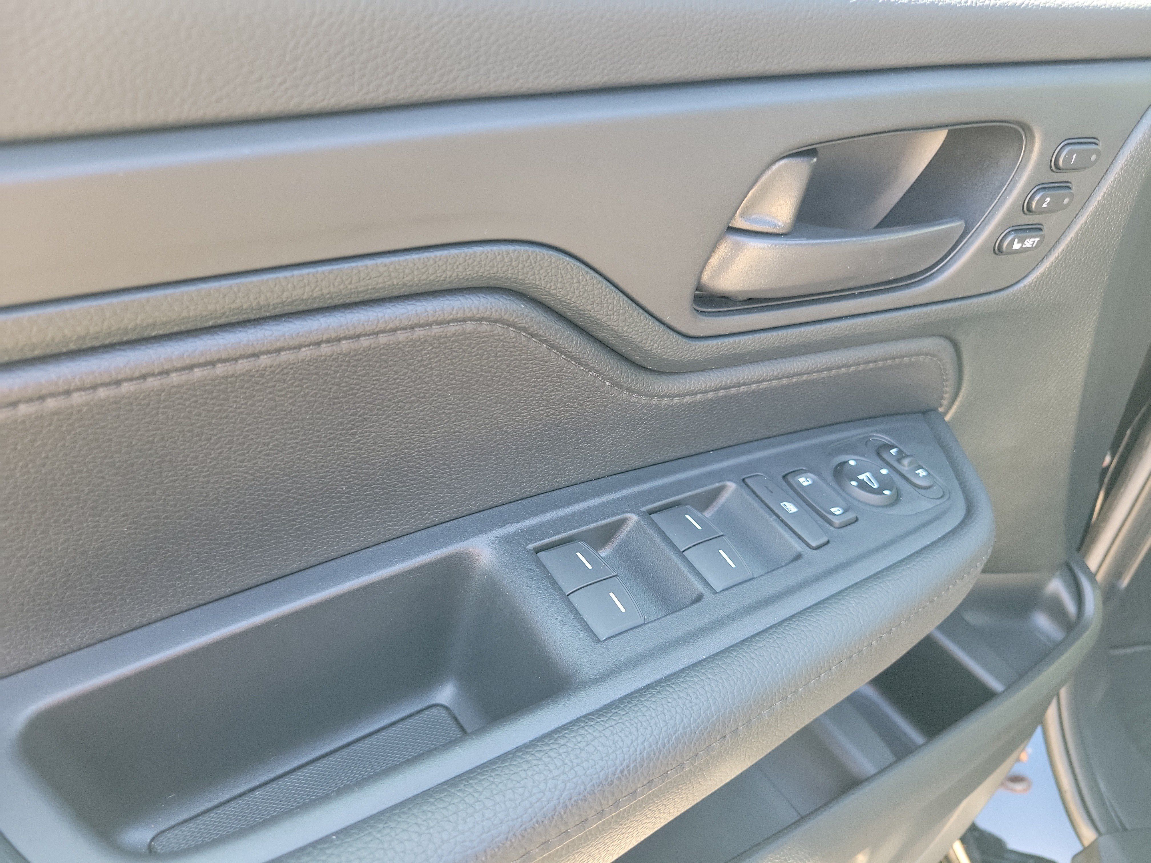 Used 2024 Honda Odyssey Sport image 22