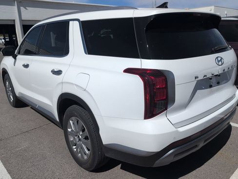 Used 2025 Hyundai Palisade SEL FWD image 2