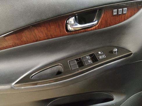 Used 2017 INFINITI QX50 2WD w/ Technology Package image 27