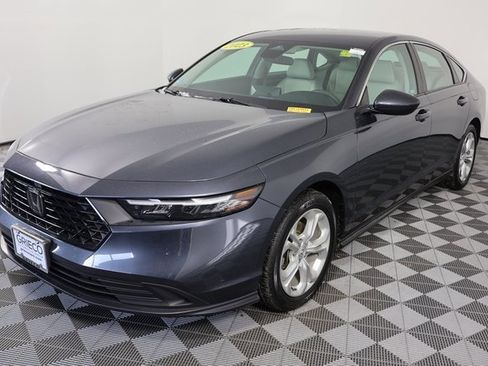 Used 2023 Honda Accord LX image 4
