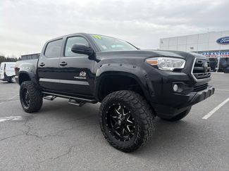Used 2019 Toyota Tacoma SR5 video 1