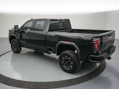 Used 2025 GMC Sierra 2500 AT4X w/ Snow Plow Prep/Camper Package AWD/4WD image 7