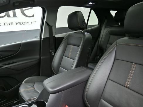 Used 2024 Chevrolet Equinox Premier image 16