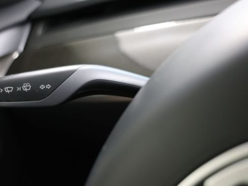 Used 2023 Tesla Model 3 Standard Range RWD image 23