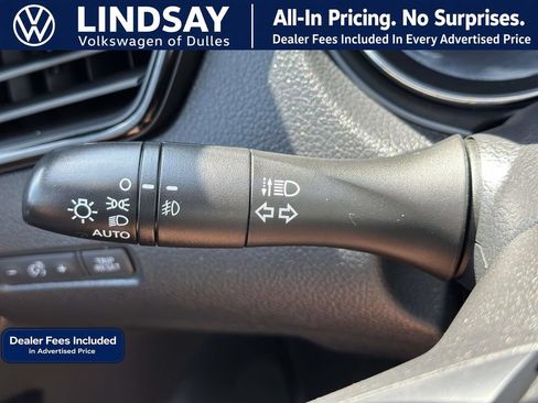 Used 2017 Nissan Rogue SV AWD/4WD image 22