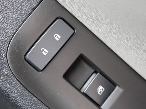 Used 2014 Chevrolet Camaro LS RWD image 42