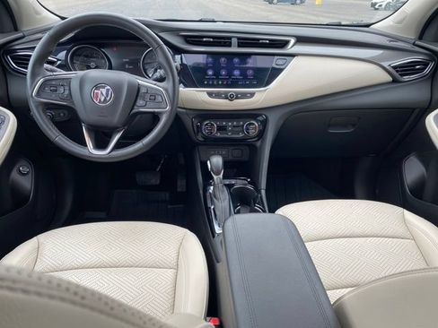 Certified 2023 Buick Encore GX Essence FWD image 5
