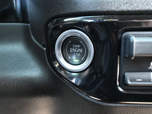 Used 2025 GMC Sierra 1500 SLT image 22