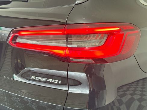 Used 2019 BMW X5 xDrive40i w/ Convenience Package AWD/4WD image 32