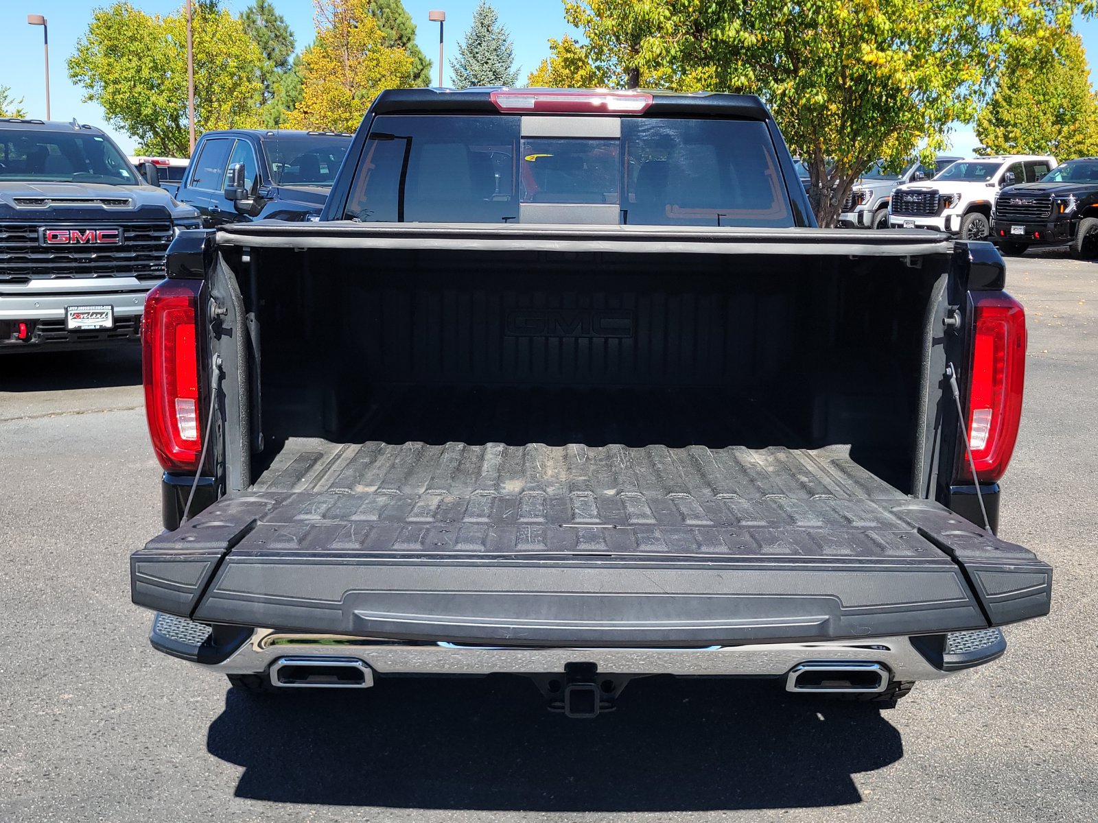 Used 2021 GMC Sierra 1500 SLT AWD/4WD image 14
