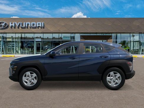 New 2027 Hyundai Kona SE FWD image 3