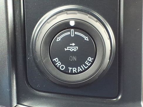 Certified 2022 Ford F150 XLT w/ Equipment Group 302A High image 19