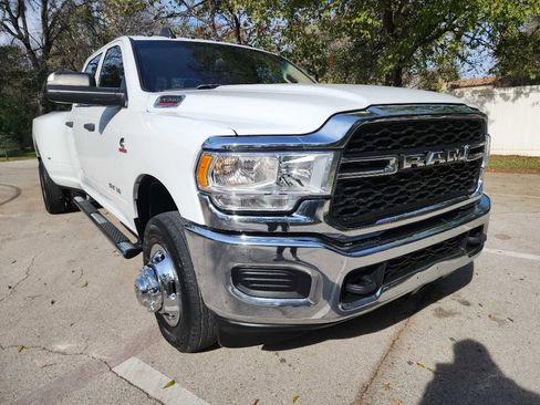 Used 2019 RAM 3500 Tradesman image 1