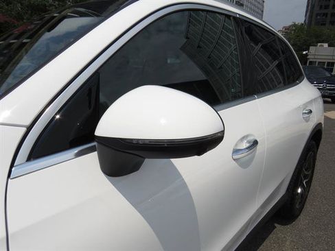 Used 2026 Mercedes-Benz GLC 300 4MATIC image 28
