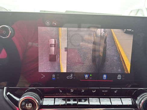 New 2026 GMC Canyon Elevation w/ Convenience Package image 23