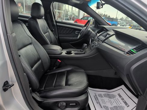 Used 2018 Ford Taurus SEL FWD image 21