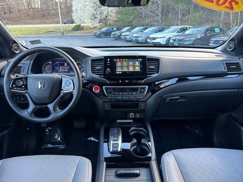 Used 2021 Honda Passport Elite image 15