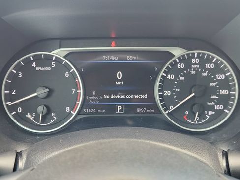 Used 2023 Nissan Sentra SR w/ Trunk Package FWD image 16