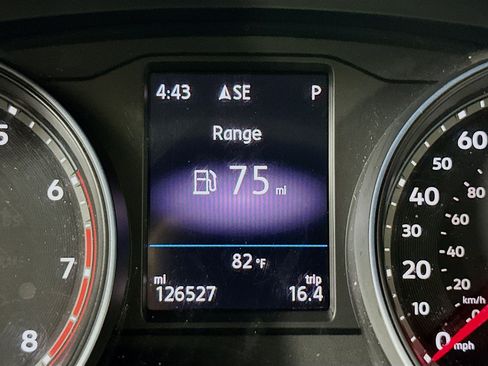 Used 2018 Volkswagen Atlas SE FWD image 18