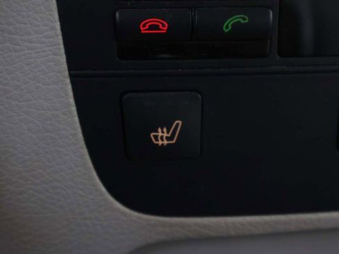 Used 2014 Mercedes-Benz GLK 350 4MATIC image 52