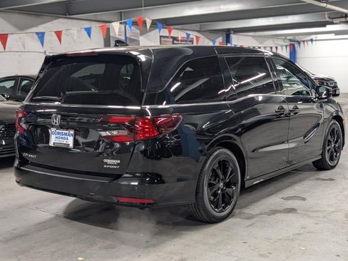 Used 2023 Honda Odyssey Sport image 5