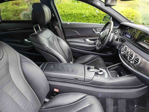 Used 2016 Mercedes-Benz S 550 Sedan image 24